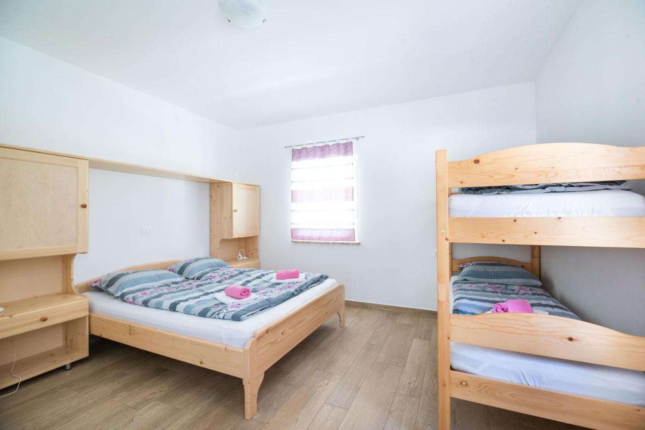House Dormica Apartment Trenta Luaran gambar