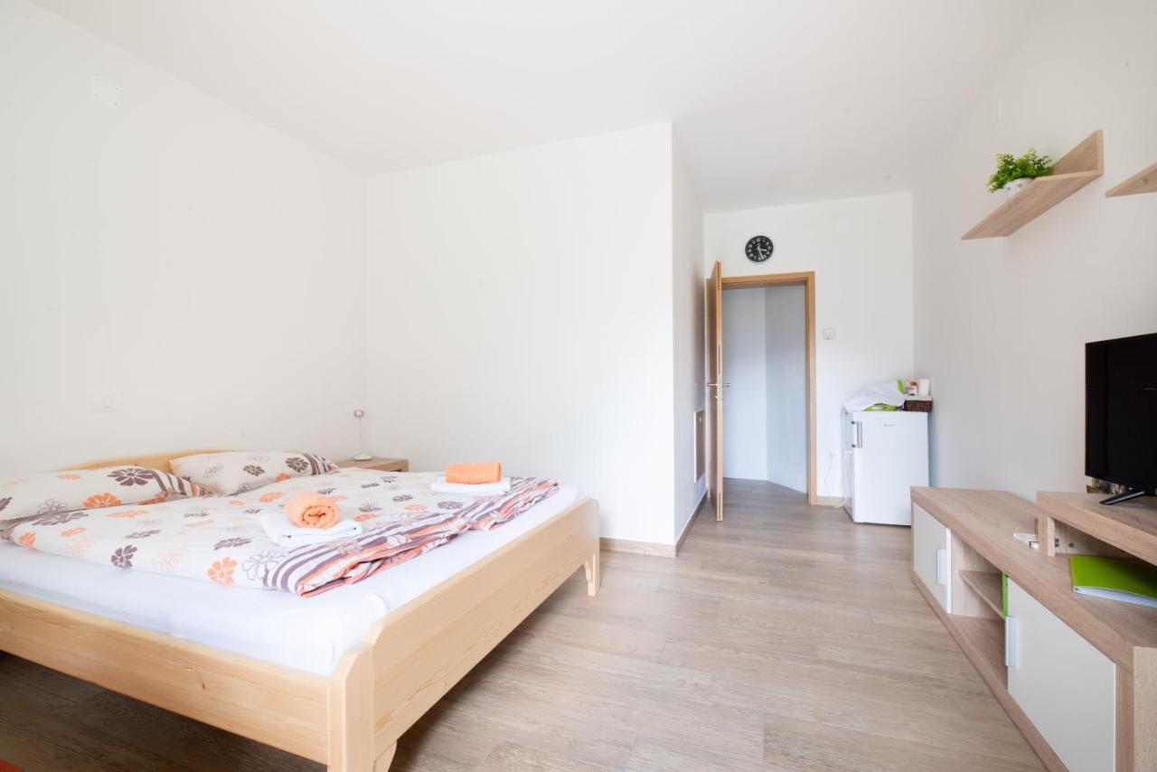 House Dormica Apartment Trenta Luaran gambar