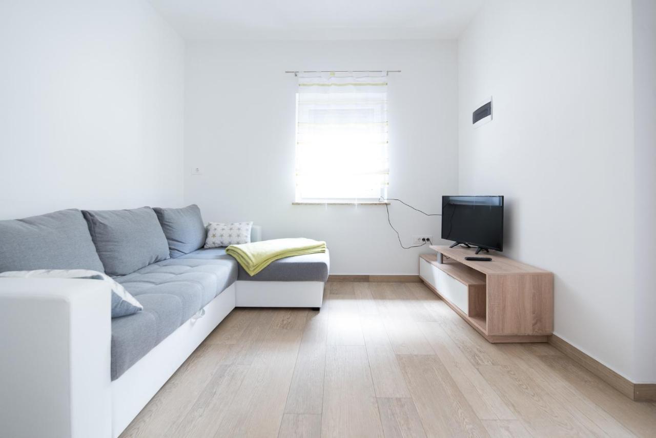 House Dormica Apartment Trenta Luaran gambar